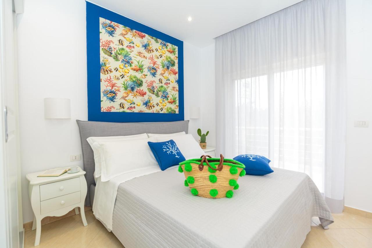Holiday House Solemare Орикум Екстериор снимка