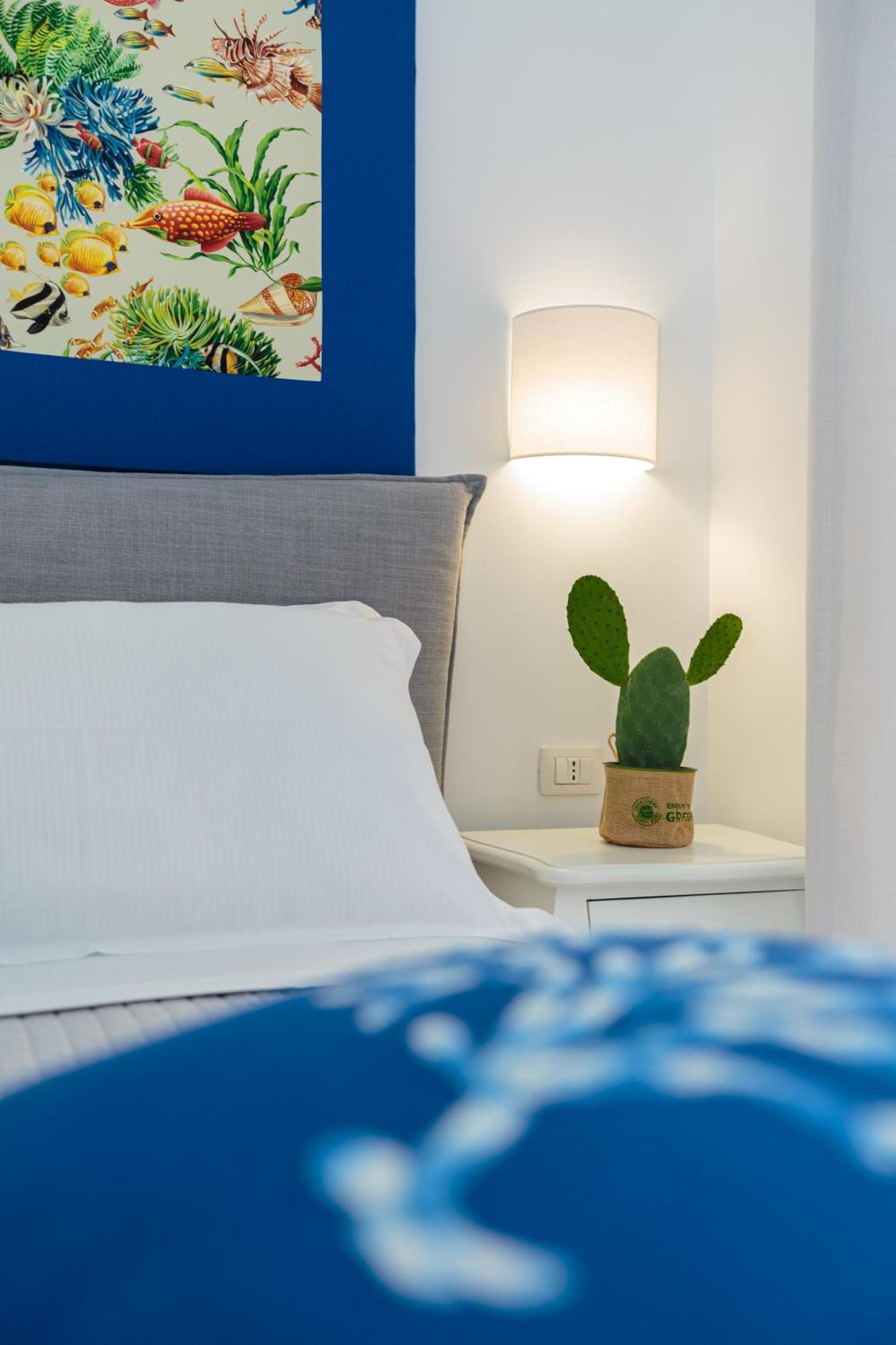 Holiday House Solemare Орикум Екстериор снимка